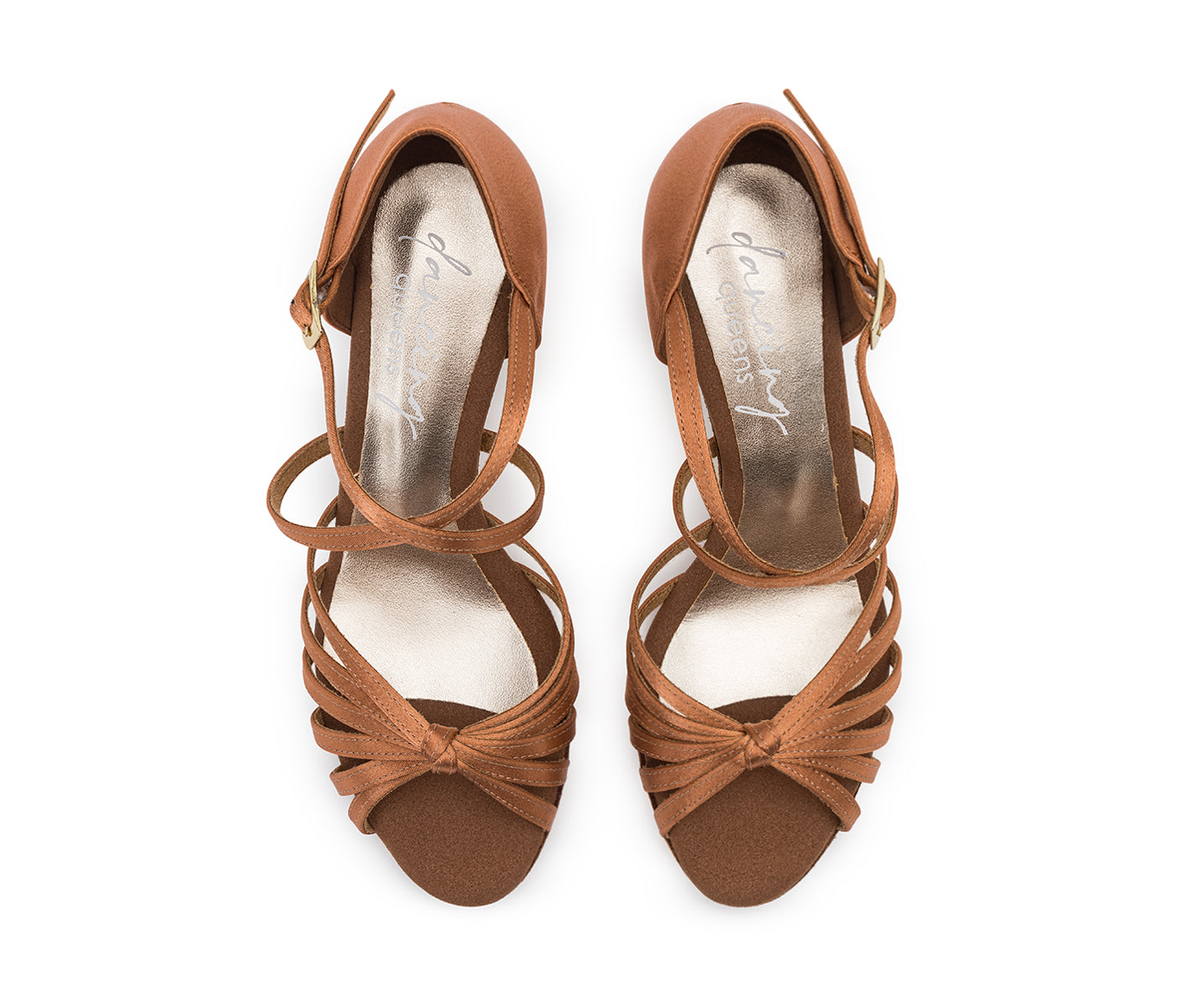 Satinbraune Dancing Queens-Heels mit flexiblen Sohlen und Peeptoes, von oben auf weißem Hintergrund gesehen.